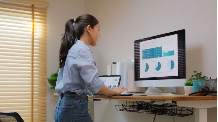 HRReview